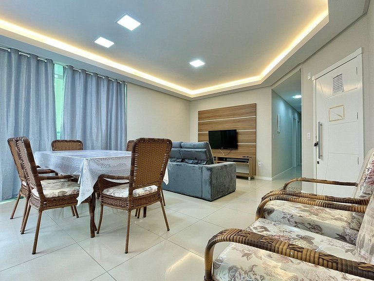 Aluguel Verão Quadra Mar 3 Suítes Itapema Meia Praia Rua 271