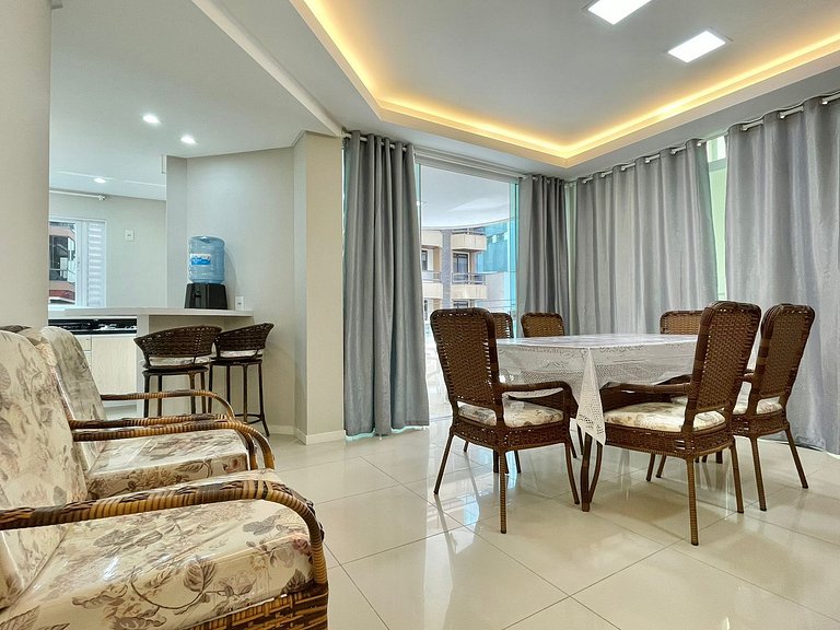 Aluguel Verão Quadra Mar 3 Suítes Itapema Meia Praia Rua 271