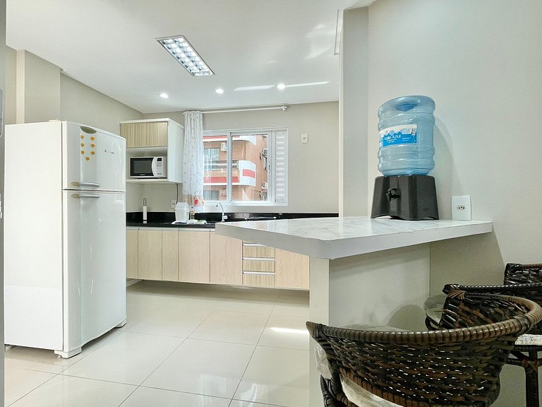 Aluguel Verão Quadra Mar 3 Suítes Itapema Meia Praia Rua 271