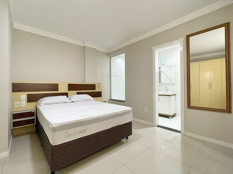 Aluguel Verão Quadra Mar 3 Suítes Itapema Meia Praia Rua 271