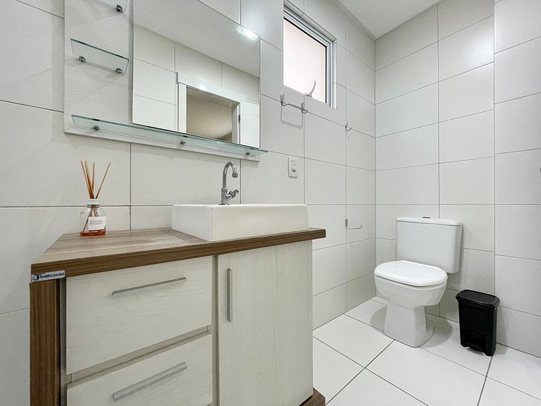 Aluguel Verão Quadra Mar 3 Suítes Itapema Meia Praia Rua 271