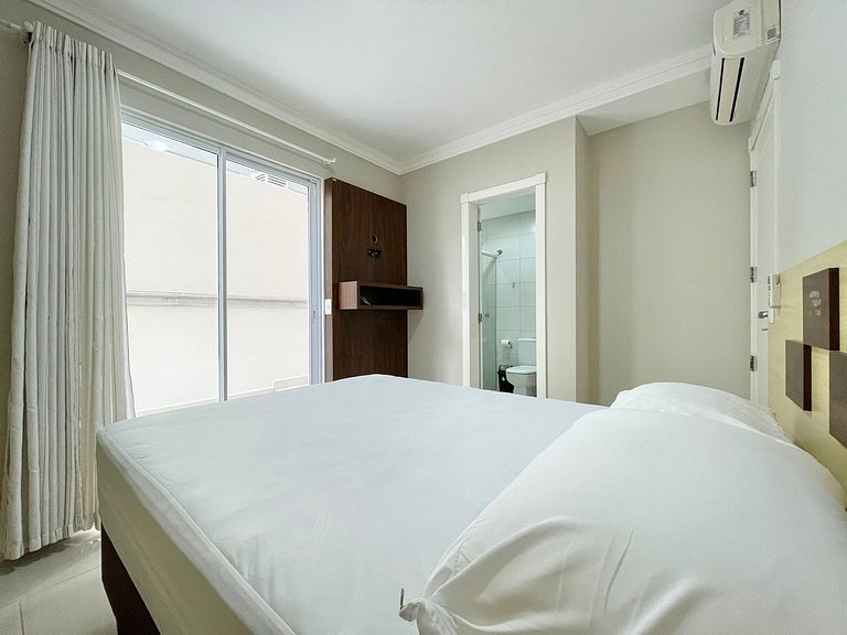 Aluguel Verão Quadra Mar 3 Suítes Itapema Meia Praia Rua 271