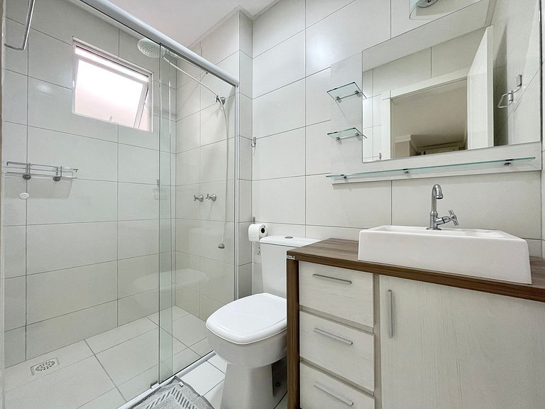 Aluguel Verão Quadra Mar 3 Suítes Itapema Meia Praia Rua 271