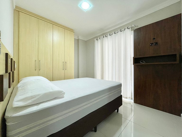 Aluguel Verão Quadra Mar 3 Suítes Itapema Meia Praia Rua 271