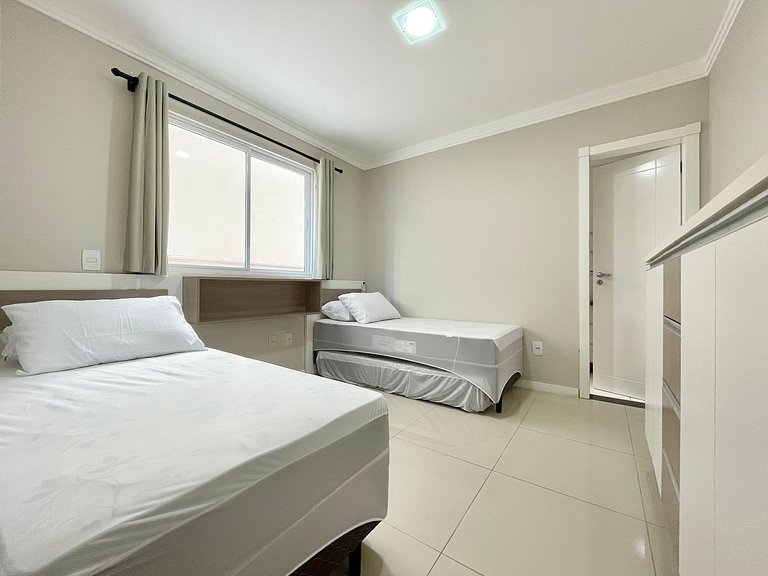 Aluguel Verão Quadra Mar 3 Suítes Itapema Meia Praia Rua 271