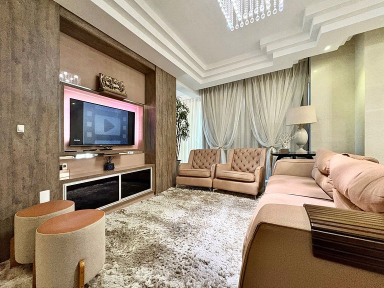 Meia Praia Itapema Pé na Areia 4 Suítes