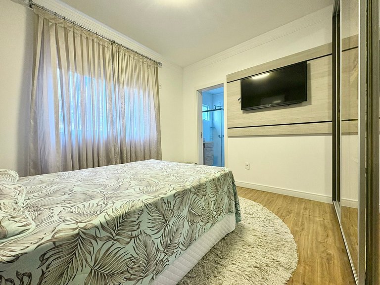 Meia Praia Itapema Pé na Areia 4 Suítes