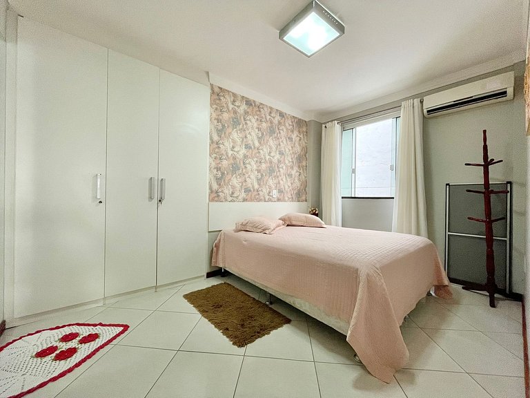 Apartamento Temporada Meia Praia 2 Quartos Próximo Mar