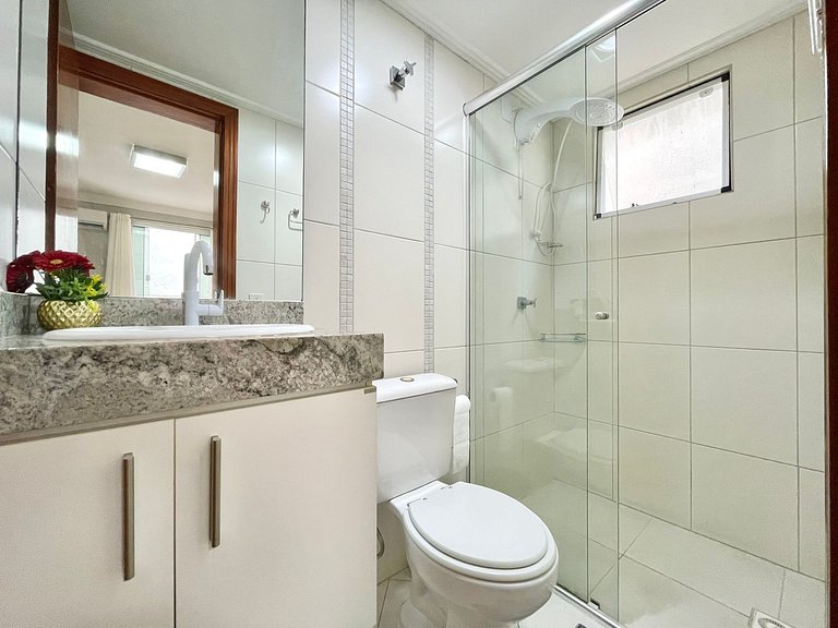 Apartamento Temporada Meia Praia 2 Quartos Próximo Mar