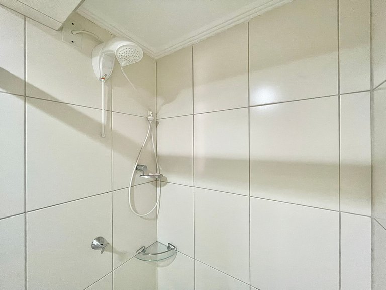 Apartamento Temporada Meia Praia 2 Quartos Próximo Mar