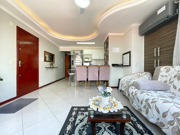 Apartamento Temporada Meia Praia 2 Quartos Próximo Mar