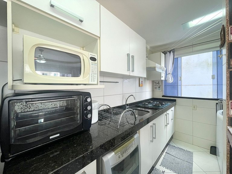 Apartamento Temporada Meia Praia 2 Quartos Próximo Mar