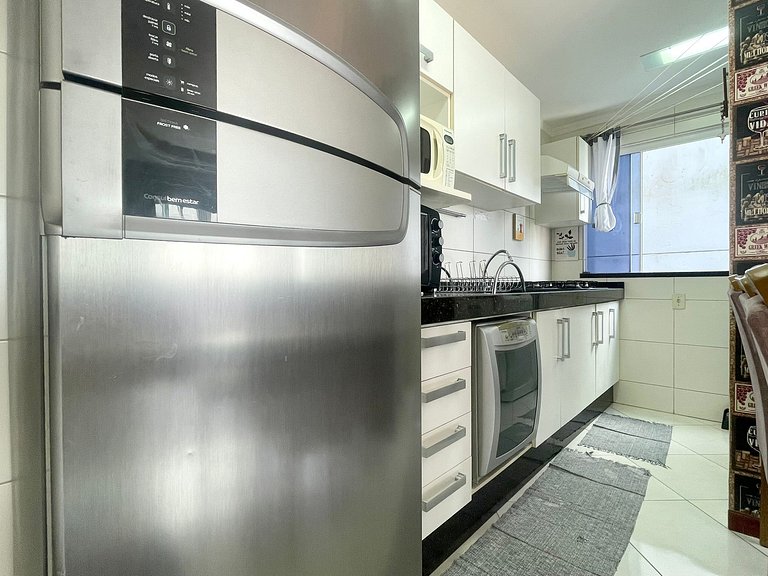 Apartamento Temporada Meia Praia 2 Quartos Próximo Mar