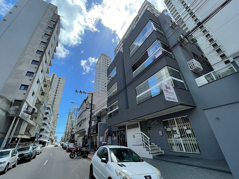 Apartamento Temporada Meia Praia 2 Quartos Próximo Mar