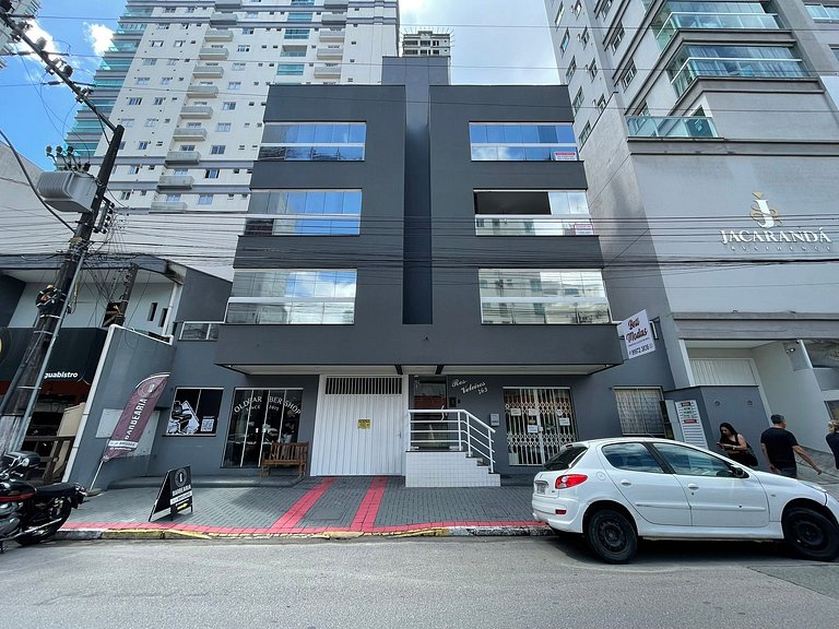 Apartamento Temporada Meia Praia 2 Quartos Próximo Mar