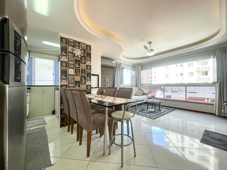 Apartamento Temporada Meia Praia 2 Quartos Próximo Mar