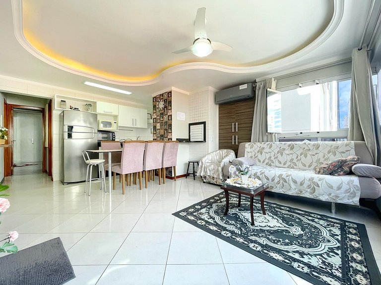 Apartamento Temporada Meia Praia 2 Quartos Próximo Mar