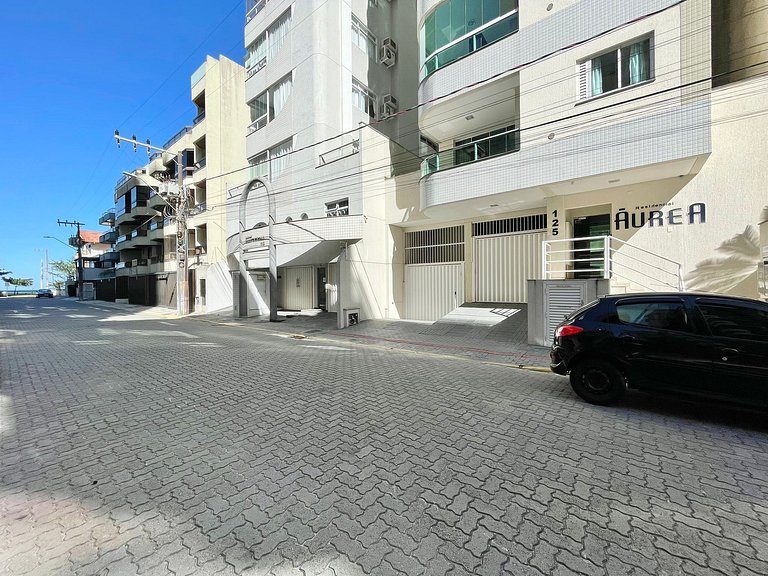 Aluguel Verão Quadra Mar 3 Suítes Itapema Meia Praia Rua 271