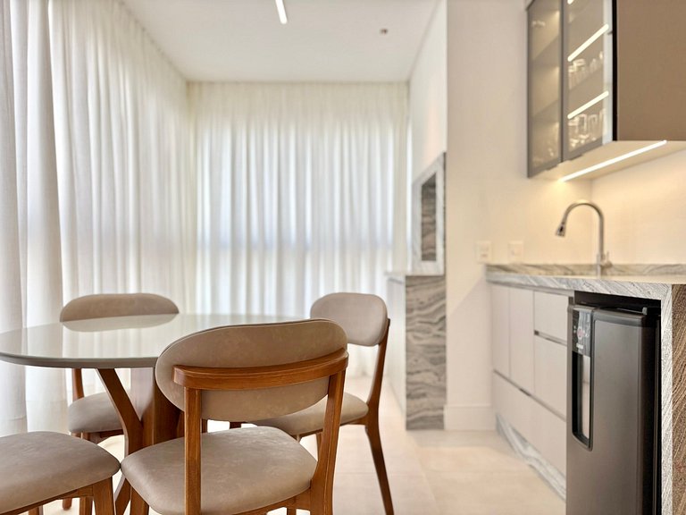 Apartamento Próximo Mar Luxo com 3 suítes Aluguel Temporada