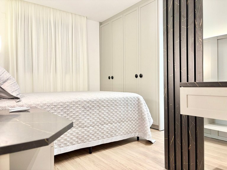 Apartamento Próximo Mar Luxo com 3 suítes Aluguel Temporada