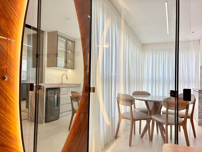 Apartamento Próximo Mar Luxo com 3 suítes Aluguel Temporada