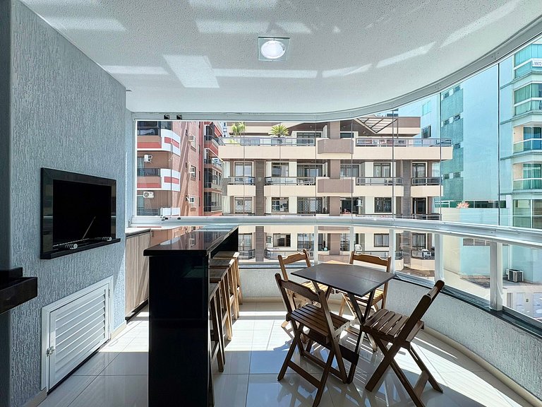 Aluguel Temporada Quadra Mar 3 suite em Meia Praia Itapema