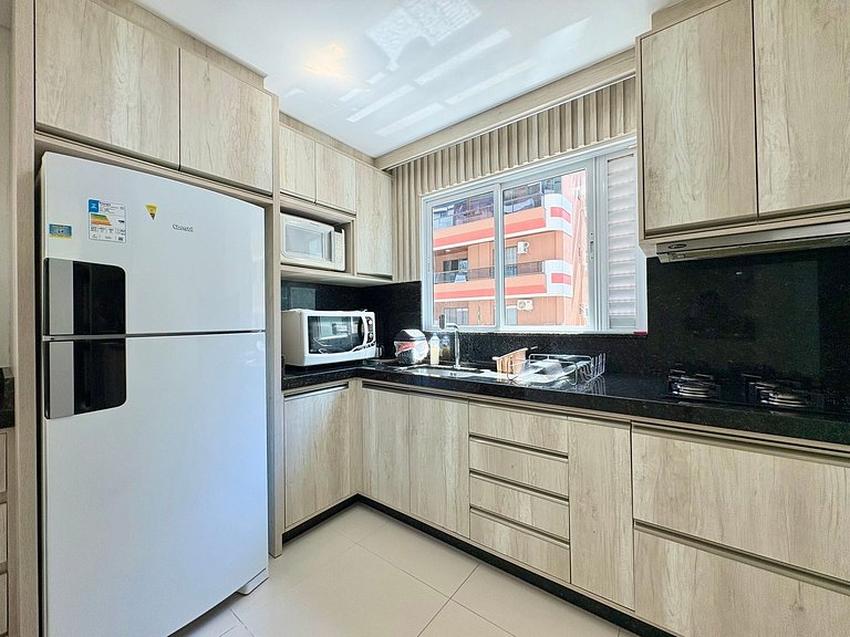 Aluguel Temporada Quadra Mar 3 suite em Meia Praia Itapema