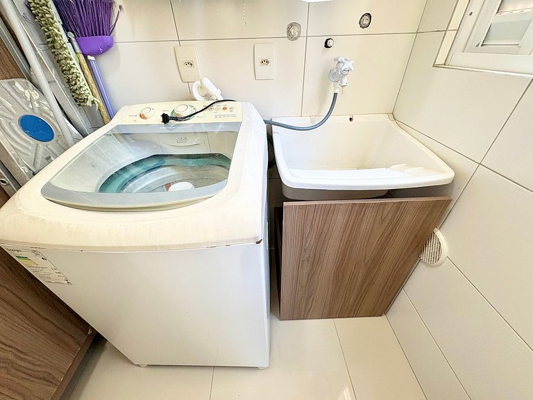 Aluguel Temporada Quadra Mar 3 suite em Meia Praia Itapema