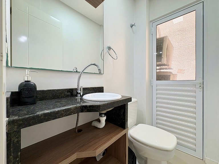 Aluguel Temporada Quadra Mar 3 suite em Meia Praia Itapema