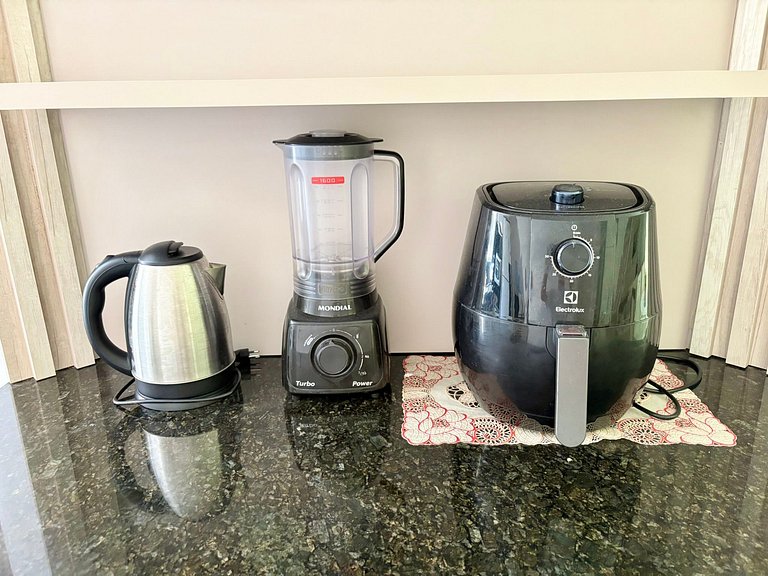 Aluguel Temporada Quadra Mar 3 suite em Meia Praia Itapema