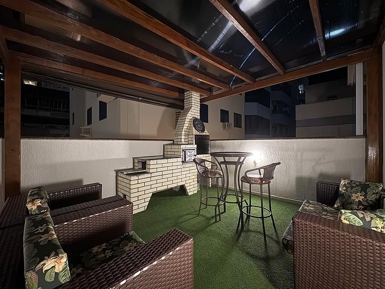 Meia Praia Itapema Pé na Areia 4 Suítes