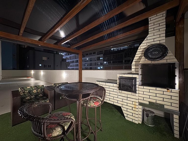 Meia Praia Itapema Pé na Areia 4 Suítes