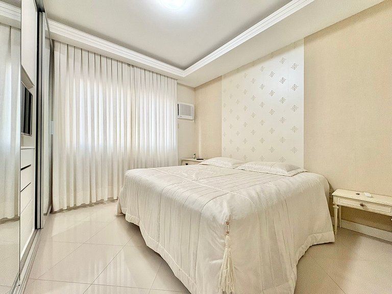 Lindo Apartamento Temporada Itapema 3 Suítes Vista Mar